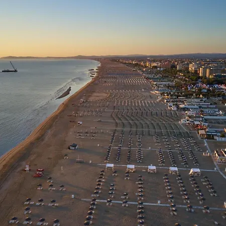 Hotel Rimini Suite Hotel 4*