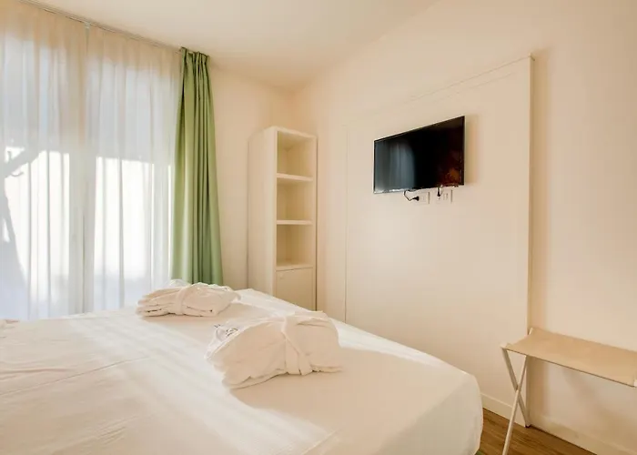 فندق Rimini Suite ريميني
