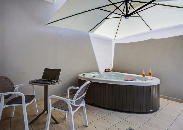 Rimini Suite Hotel 4* Rímini