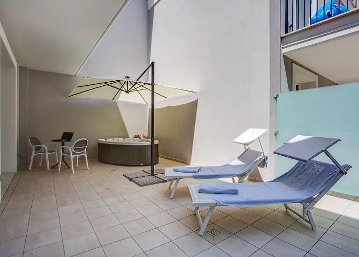 فندق Rimini Suite فندق 4*