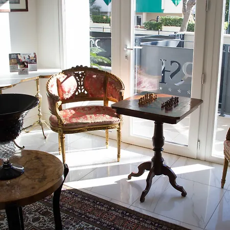 מלון Rimini Suite Hotel רימיני