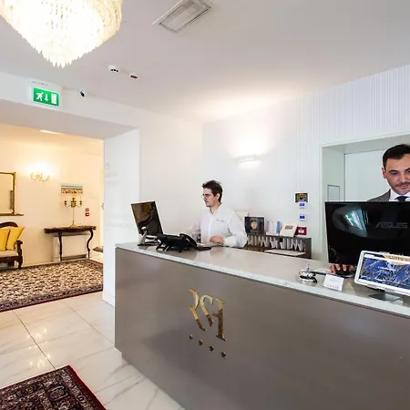 מלון Rimini Suite Hotel רימיני