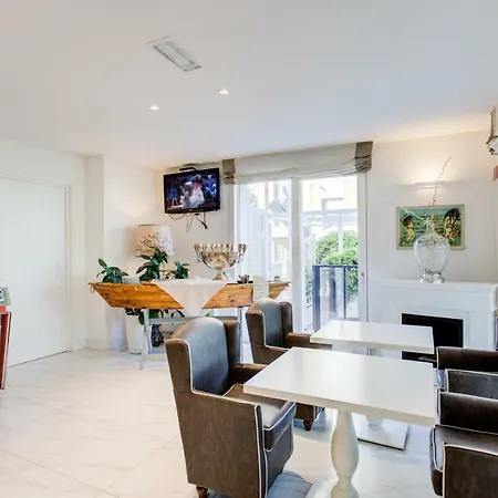 מלון Rimini Suite Hotel