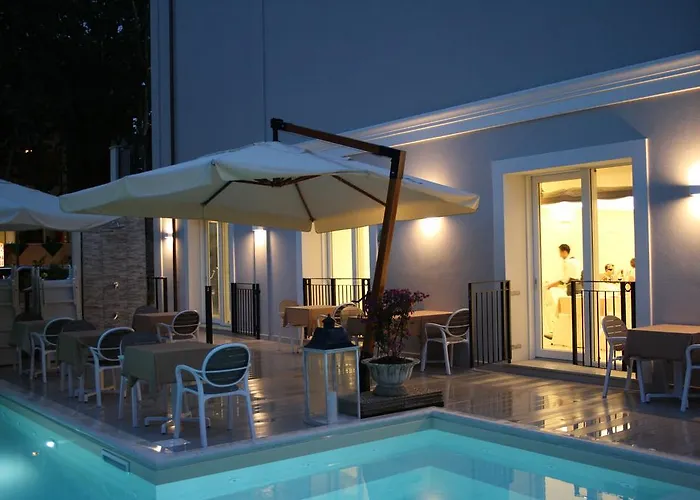 Szálloda Rimini Suite Hotel 4*