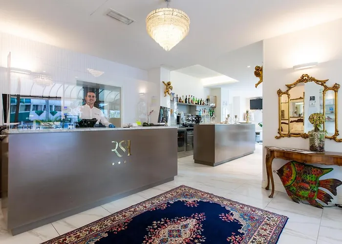 فندق Rimini Suite 4*