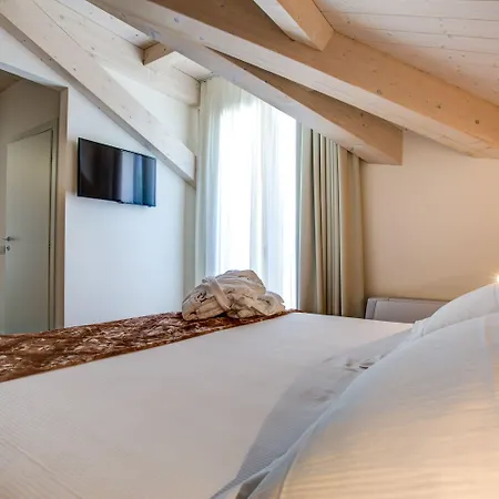 Rimini Suite Hotel 4*