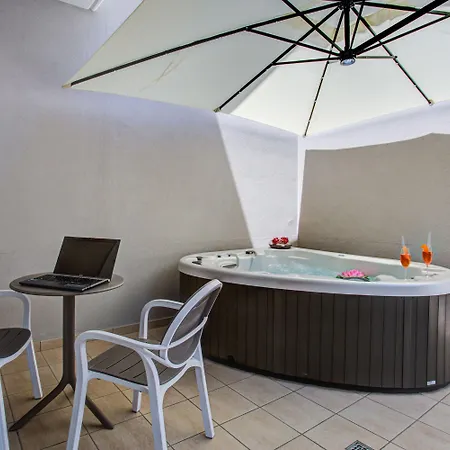 Rimini Suite Hotel 4* Rimini