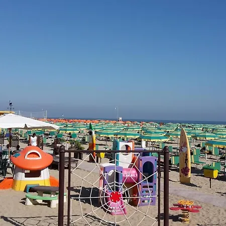 Rimini Suite Hotel Отель Римини