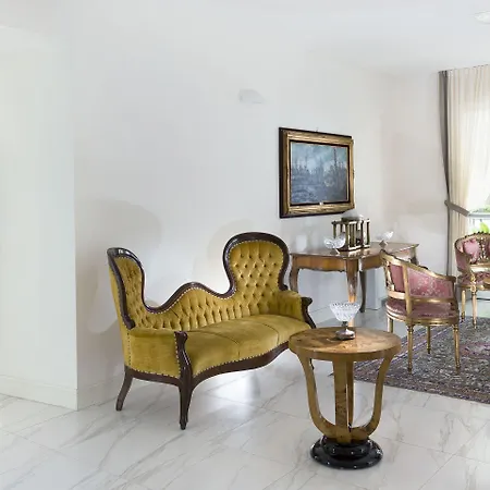 호텔 Rimini Suite Hotel