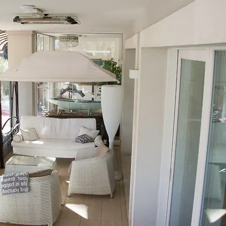 호텔 Rimini Suite Hotel