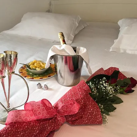 호텔 Rimini Suite Hotel 리미니